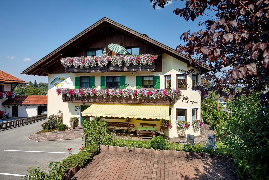 באד קוהלגרוב Gaestehaus Alpina מראה חיצוני תמונה